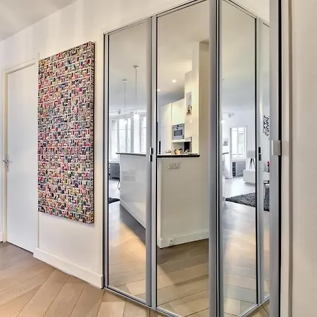 Modern & Bright Flat In Le Marais - An Ecoloflat Apartment *